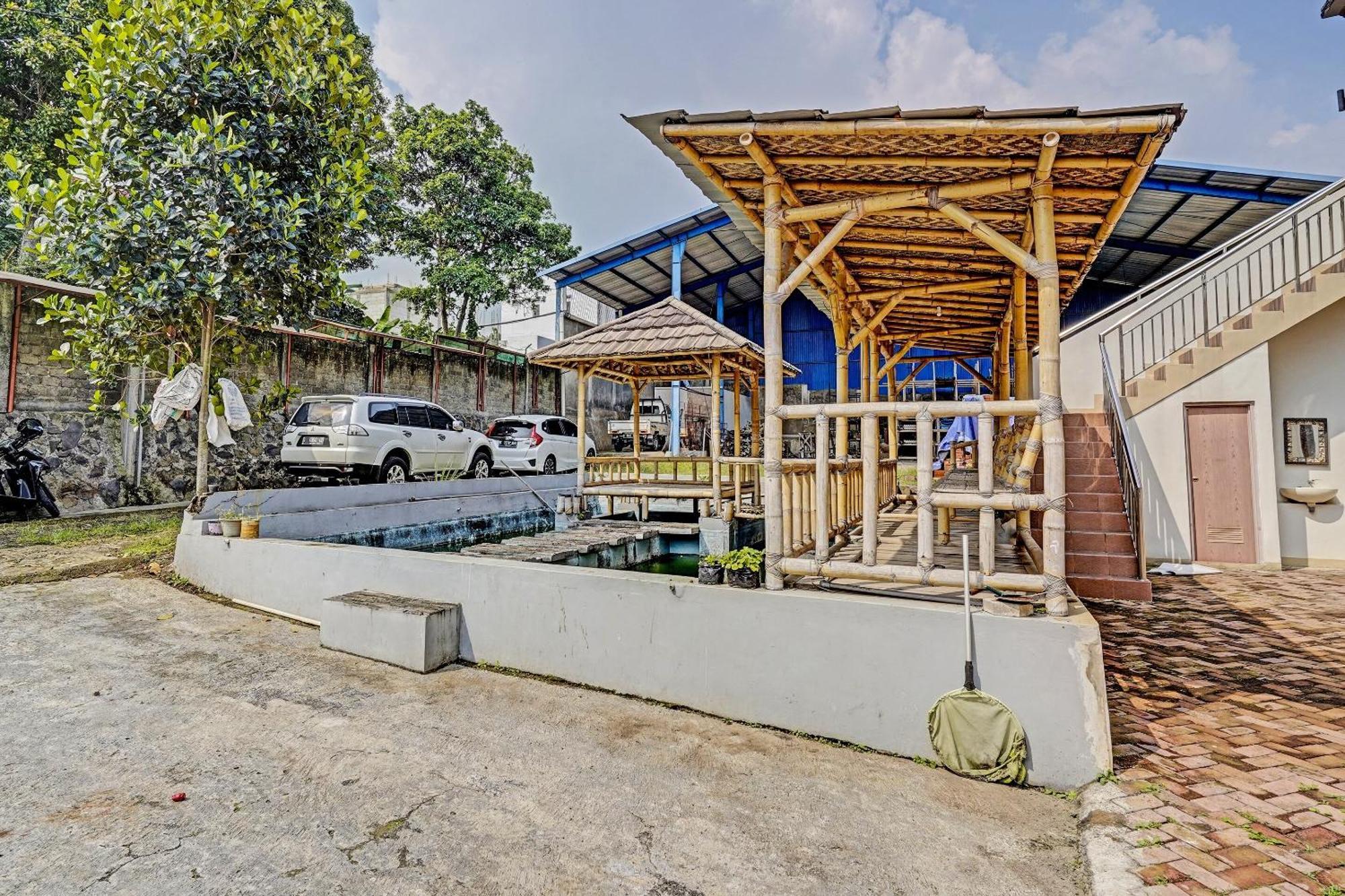 SPOT ON 91469 Pondok Pelita Lembang Bagian luar foto