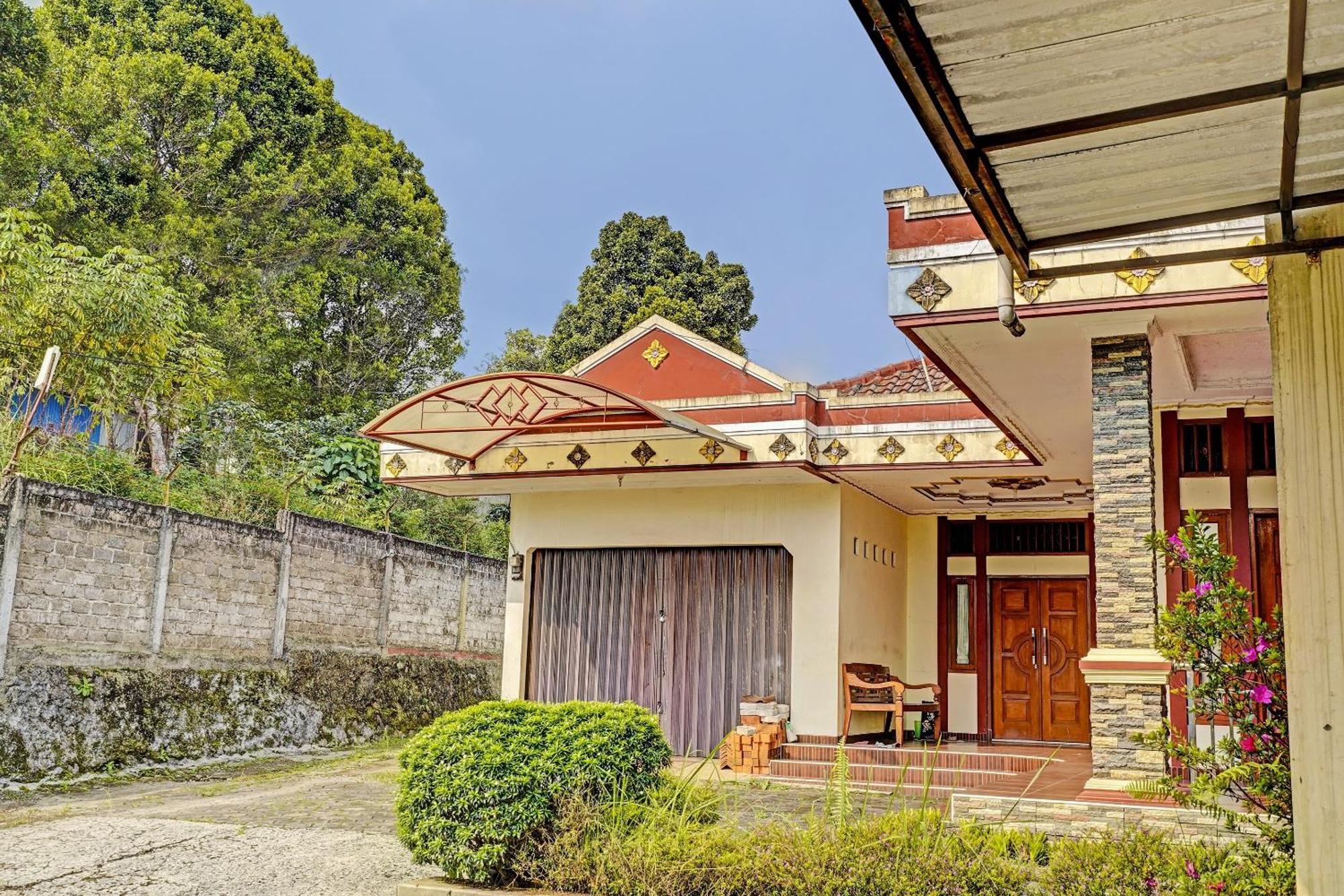 SPOT ON 91469 Pondok Pelita Lembang Bagian luar foto